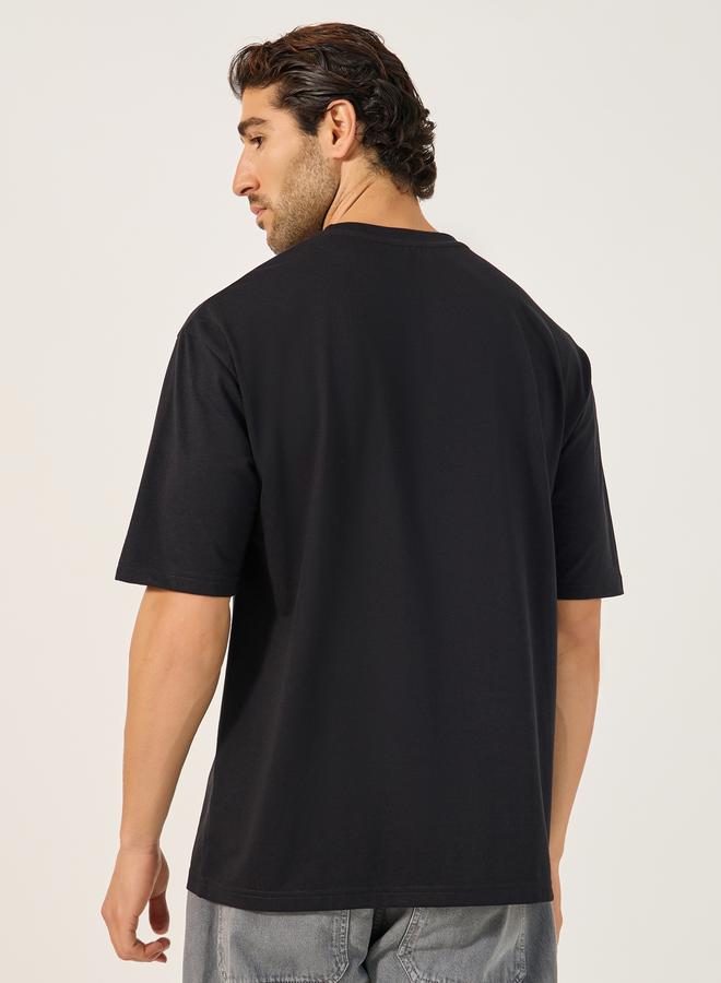 Styli Oversized Minimal Print Crew Neck T-Shirt - Image 4